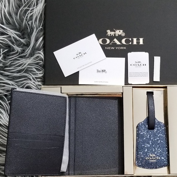 🍒NIB🍒 BOXED COACH JETSETTER TRAVEL SET - Picture 2 of 8